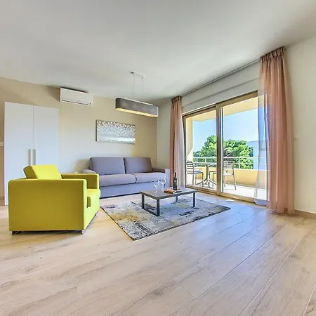 Apartment Modo Pula