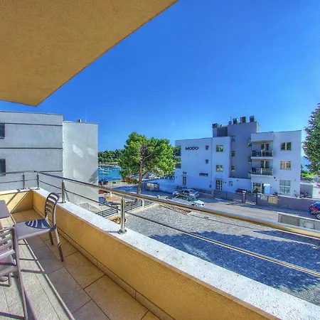Apartment Modo Pula